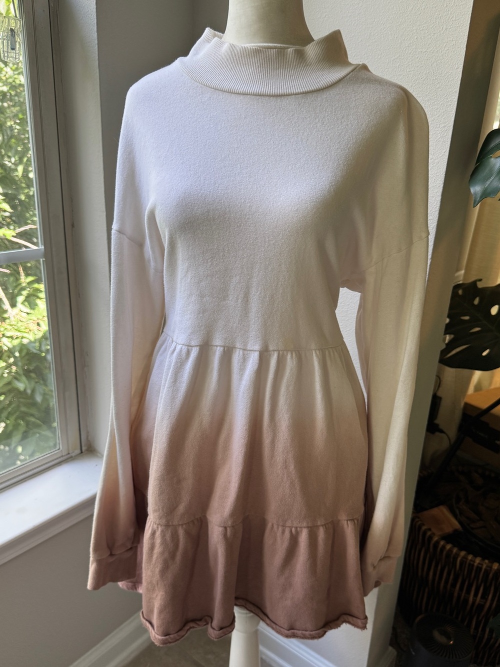 Wild Fable Women’s Ombre Long Sleeve Tiered Dress - Cream to Brown